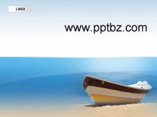 轮船静坐在海边适合旅游行业使用的ppt模板