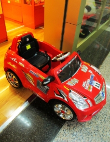 红跑车玩具车图片