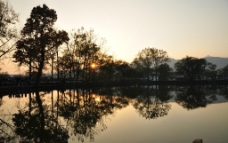 南湖日暮图片